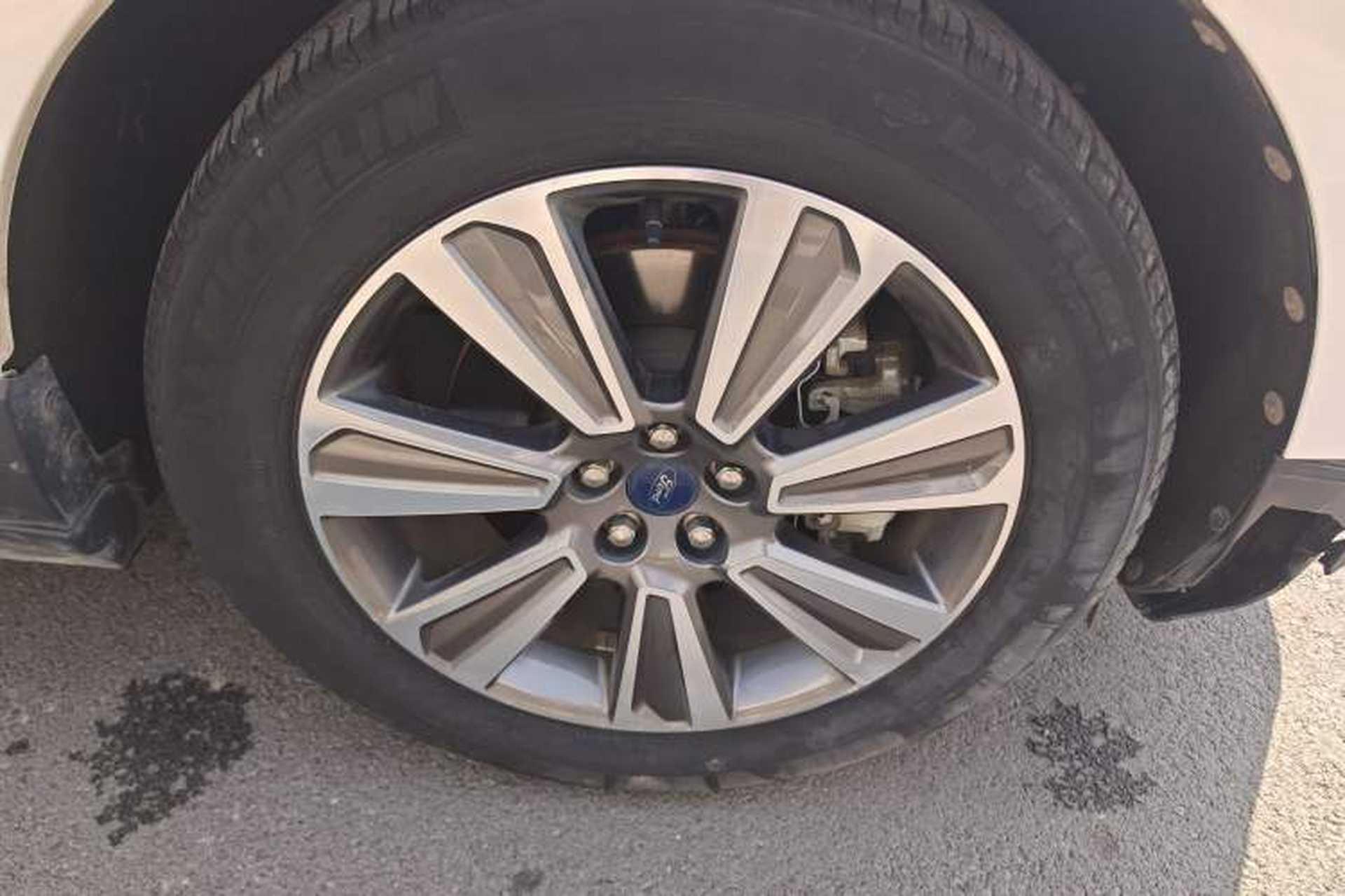 Used Ford Edge 2021 PLUS EcoBoost 245 Two-Wheel-Drive Platinum Edition 5 Seats Exterior 7