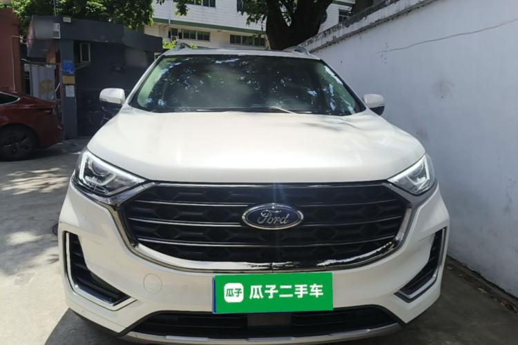 Used Ford Edge 2021 PLUS EcoBoost 245 Two-Wheel-Drive Titanium 7-Seater Front