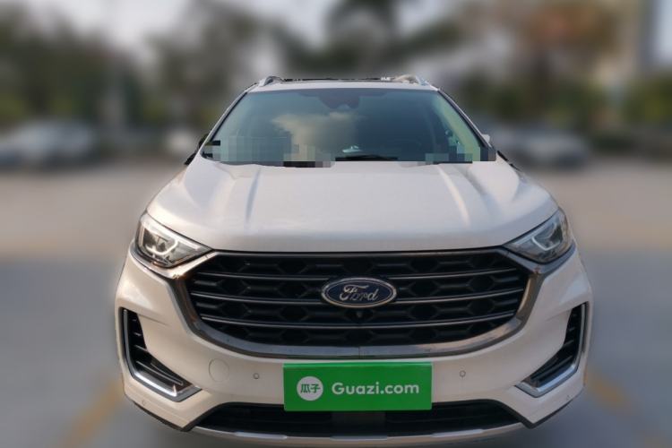 Used Ford Edge 2021 PLUS EcoBoost 245 Two-Wheel-Drive Titanium 7-Seater Front