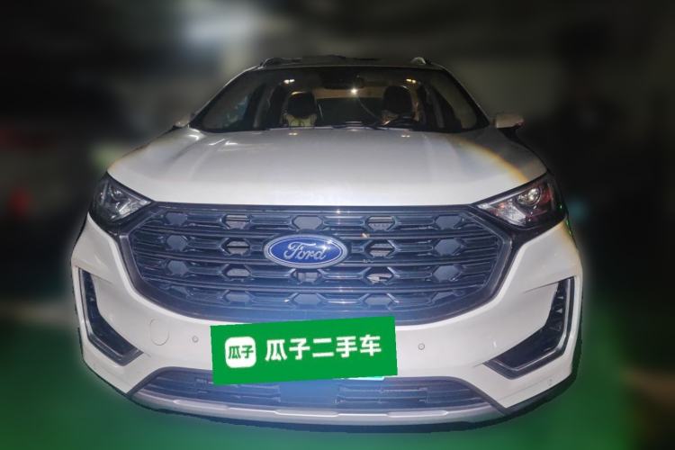 Used Ford Edge 2021 PLUS EcoBoost 245 Two-Wheel-Drive Titanium 7-Seater Front