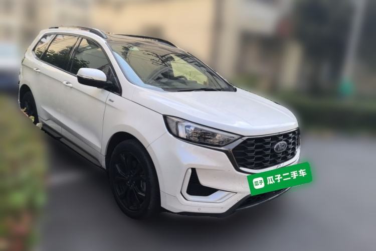 Used Ford Edge 2021 PLUS EcoBoost 245 Two-Wheel-Drive ST-Line 5-Seater Front Right 45 Deg