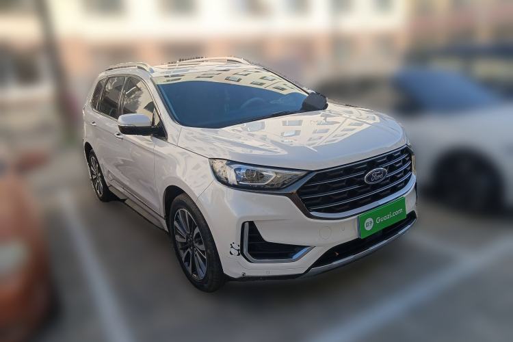 Used Ford Edge 2021 PLUS EcoBoost 245 Two-Wheel-Drive Titanium 7-Seater Front Right 45 Deg
