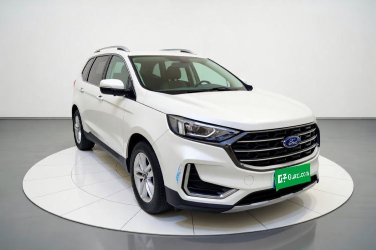 Used Ford Edge 2021 PLUS EcoBoost 245 Two-Wheel-Drive Elite 5-Seater Front Right 45 Deg