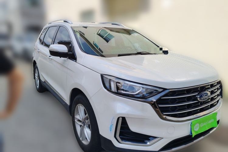 Used Ford Edge 2021 PLUS EcoBoost 245 Two-Wheel-Drive Elite 5-Seater Front Right 45 Deg