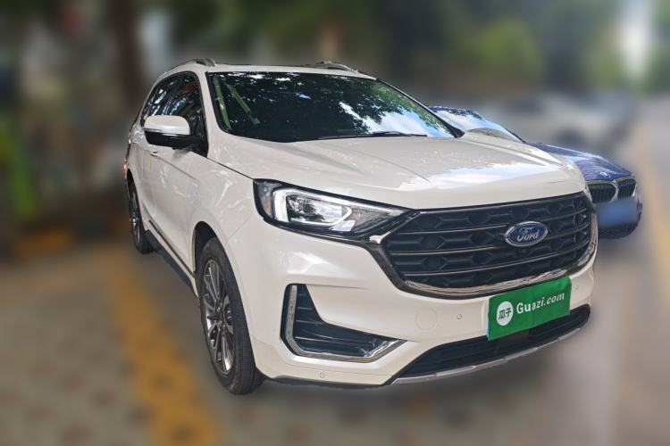 Used Ford Edge 2021 PLUS EcoBoost 245 Two-Wheel-Drive Titanium 7-Seater Front Right 45 Deg