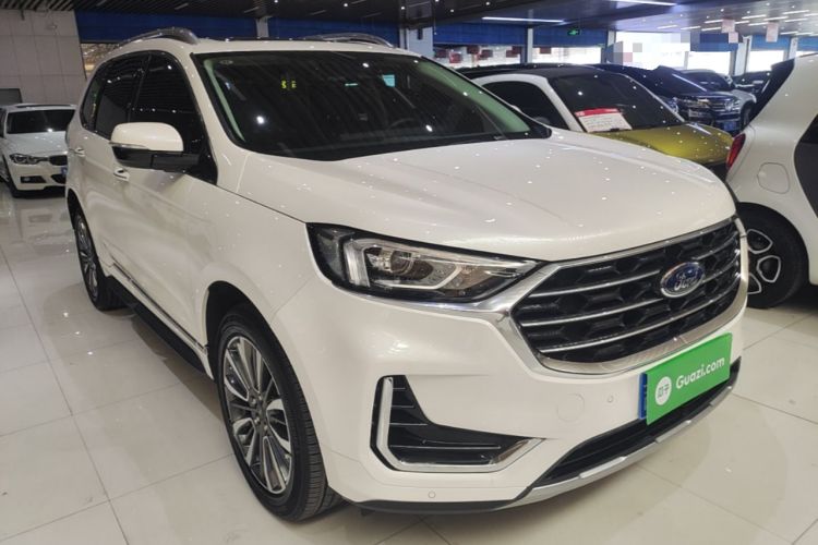 Used Ford Edge 2021 Facelifted PLUS EcoBoost 245 Two-Wheel Drive XLT 7-Seater Front Right 45 Deg