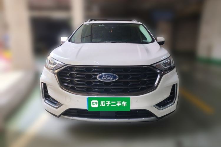 Used Ford Edge 2021 PLUS EcoBoost 245 Two-Wheel-Drive Titanium 7-Seater Front