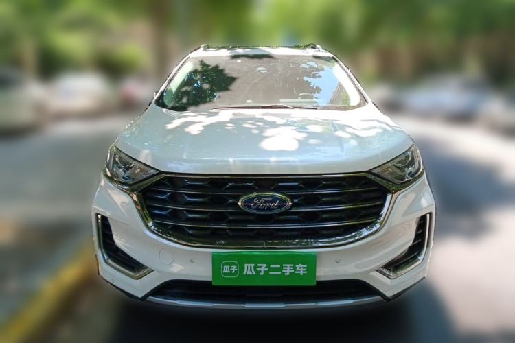 Used Ford Edge 2021 PLUS EcoBoost 245 Two-Wheel-Drive Titanium 7-Seater Front