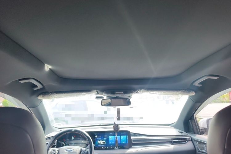 Used Ford Edge 2021 PLUS EcoBoost 245 4x4 ST-Line 7-Seater Headliner