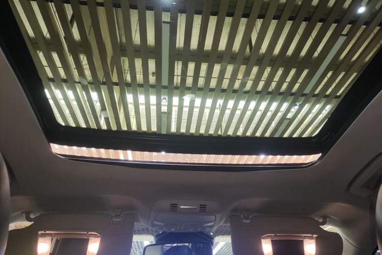 Used Ford Edge 2021 Facelifted PLUS EcoBoost 245 Two-Wheel Drive XLT 7-Seater Headliner