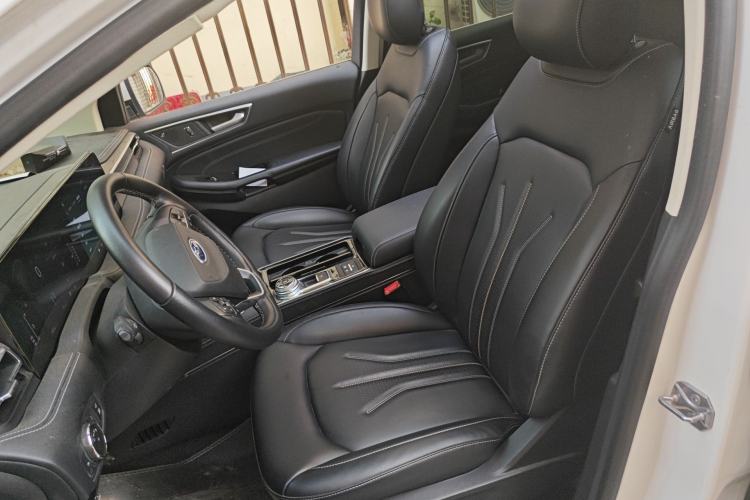 Used Ford Edge 2021 PLUS EcoBoost 245 Two-Wheel-Drive Titanium 7-Seater Left Front Seat