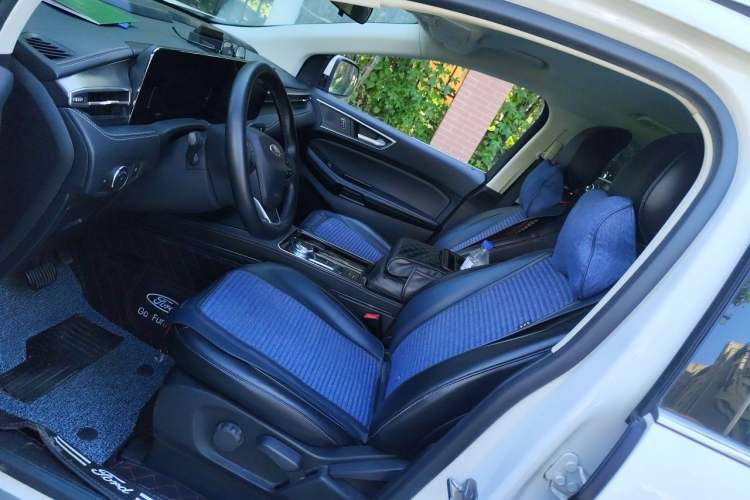 Used Ford Edge 2021 PLUS EcoBoost 245 Two-Wheel-Drive Elite 5-Seater Left Front Seat