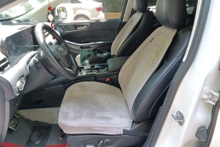 Used Ford Edge 2021 PLUS EcoBoost 245 Two-Wheel-Drive Titanium 7-Seater Left Front Seat