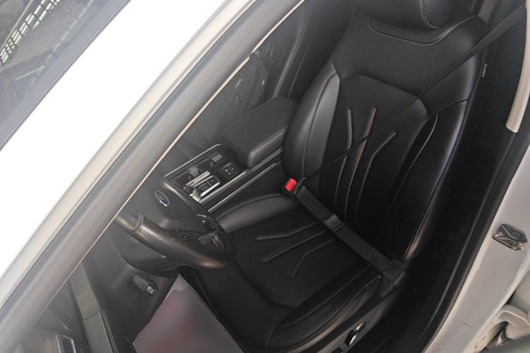 Used Ford Edge 2021 PLUS EcoBoost 245 Two-Wheel-Drive Titanium 7-Seater Left Front Seat