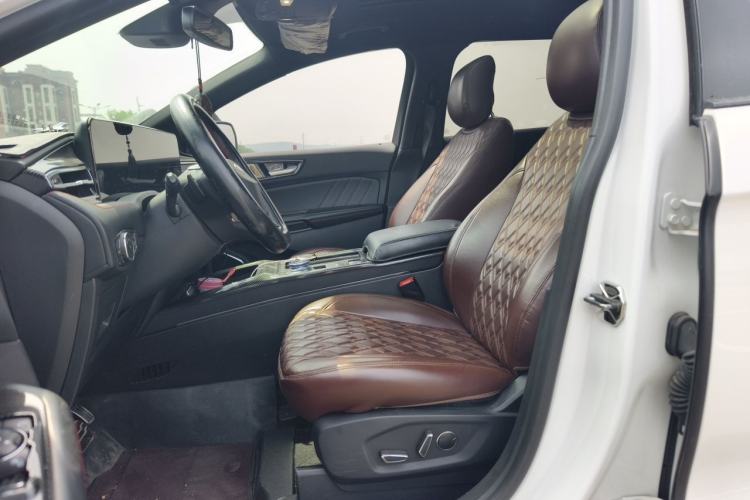 Used Ford Edge 2021 PLUS EcoBoost 245 4x4 ST-Line 7-Seater Left Front Seat