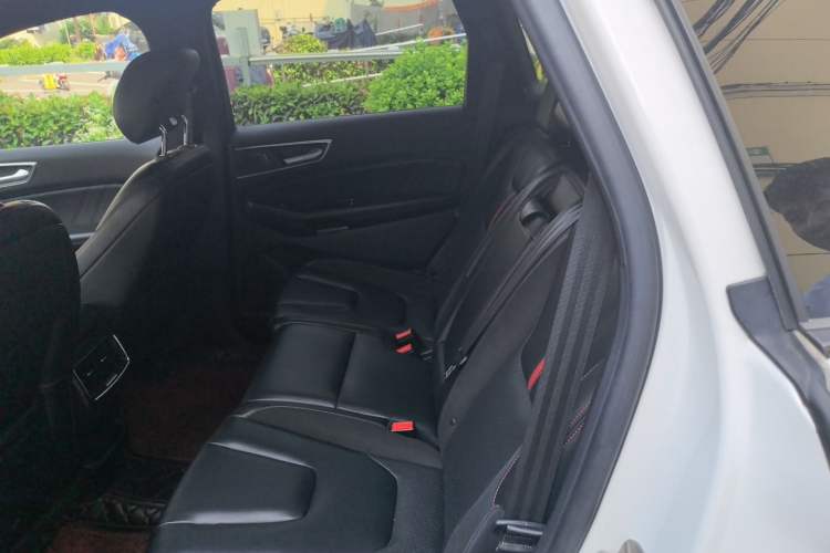 Used Ford Edge 2021 PLUS EcoBoost 245 Two-Wheel-Drive ST-Line 5-Seater Left Rear Seat