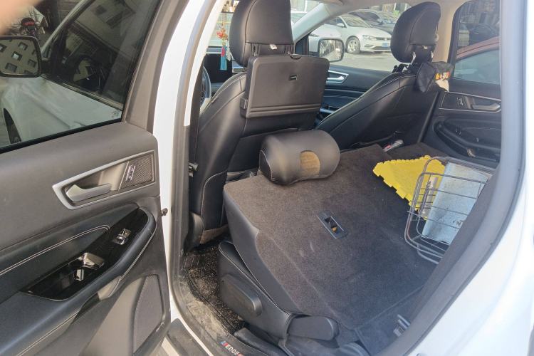 Used Ford Edge 2021 PLUS EcoBoost 245 Two-Wheel-Drive Titanium 7-Seater Left Rear Seat