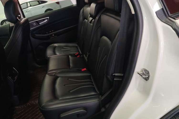 Used Ford Edge 2021 PLUS EcoBoost 245 Two-Wheel-Drive Titanium 7-Seater Left Rear Seat