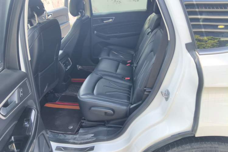 Used Ford Edge 2021 PLUS EcoBoost 245 Two-Wheel-Drive Platinum Edition 5 Seats Left Rear Seat