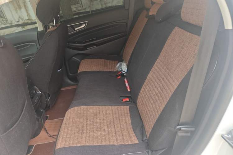 Used Ford Edge 2021 Facelifted PLUS EcoBoost 245 Two-Wheel Drive XLT 7-Seater Left Rear Seat