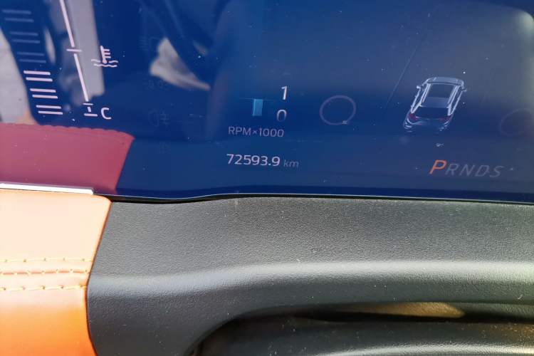 Used Ford Edge 2021 PLUS EcoBoost 245 Two-Wheel-Drive Titanium 7-Seater Odometer Close Up