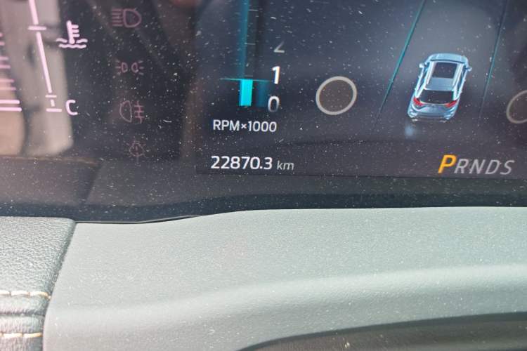 Used Ford Edge 2021 PLUS EcoBoost 245 Two-Wheel-Drive Titanium 7-Seater Odometer Close Up