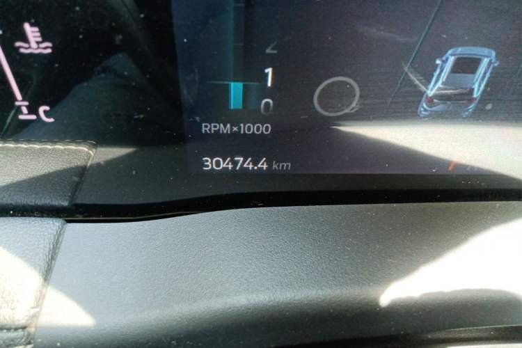 Used Ford Edge 2021 PLUS EcoBoost 245 Two-Wheel-Drive Titanium 7-Seater Odometer Close Up