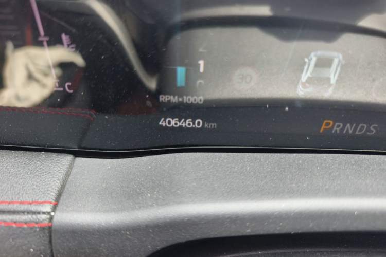 Used Ford Edge 2021 PLUS EcoBoost 245 4x4 ST-Line 7-Seater Odometer Close Up