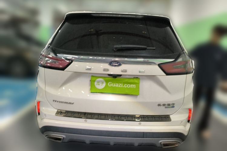 Used Ford Edge 2021 PLUS EcoBoost 245 Two-Wheel-Drive Titanium 7-Seater Rear