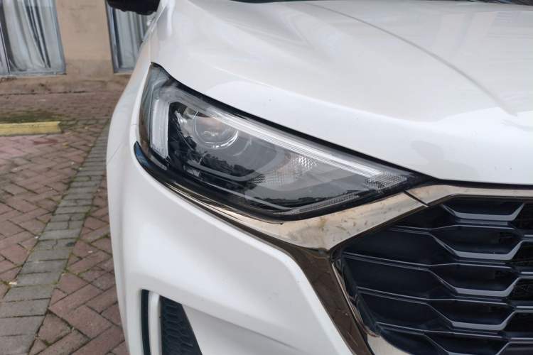 Used Ford Edge 2021 PLUS EcoBoost 245 Two-Wheel-Drive ST-Line 5-Seater Right Front Headlight