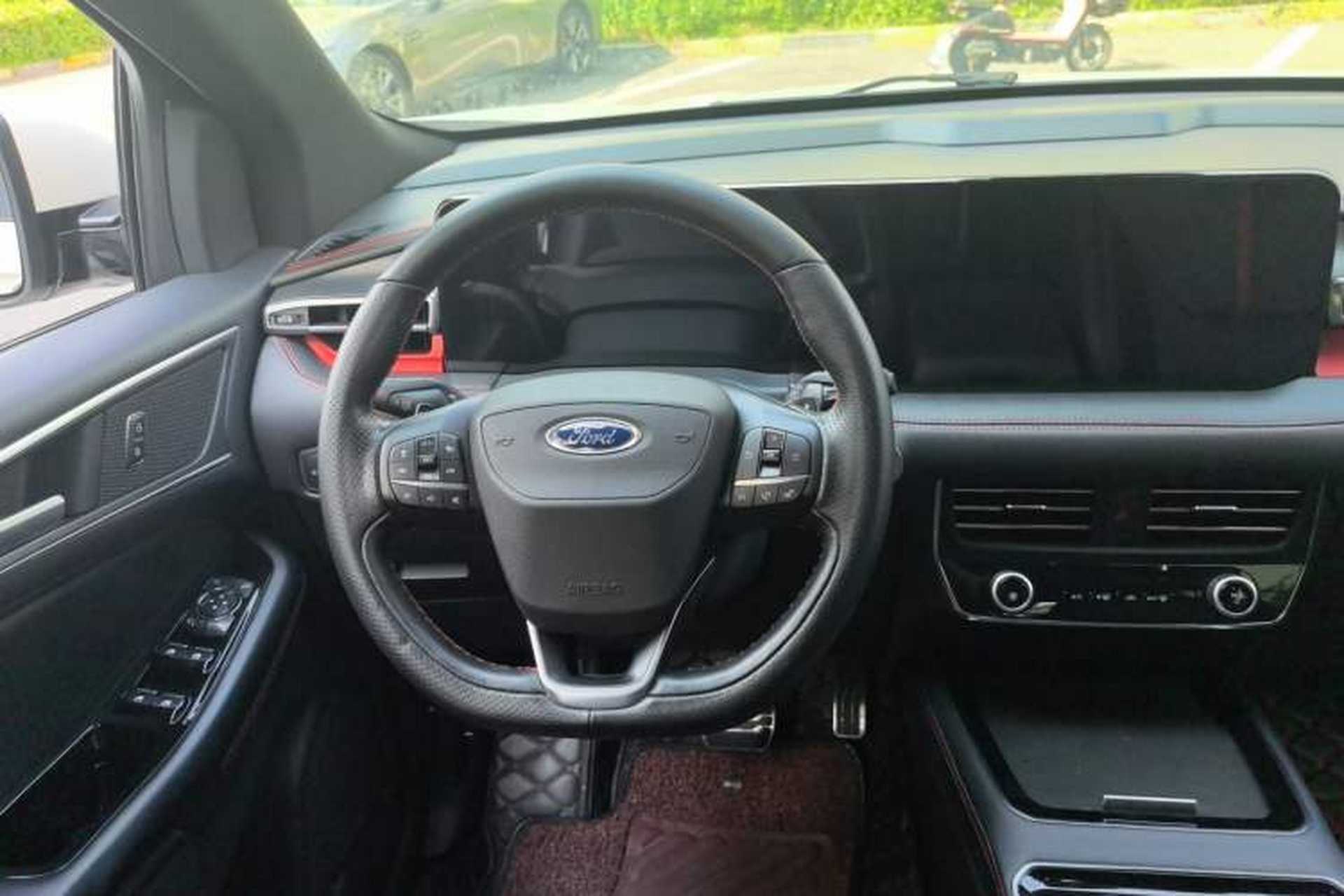 Used Ford Edge 2021 PLUS EcoBoost 245 Two-Wheel-Drive ST-Line 5-Seater Steering Wheel