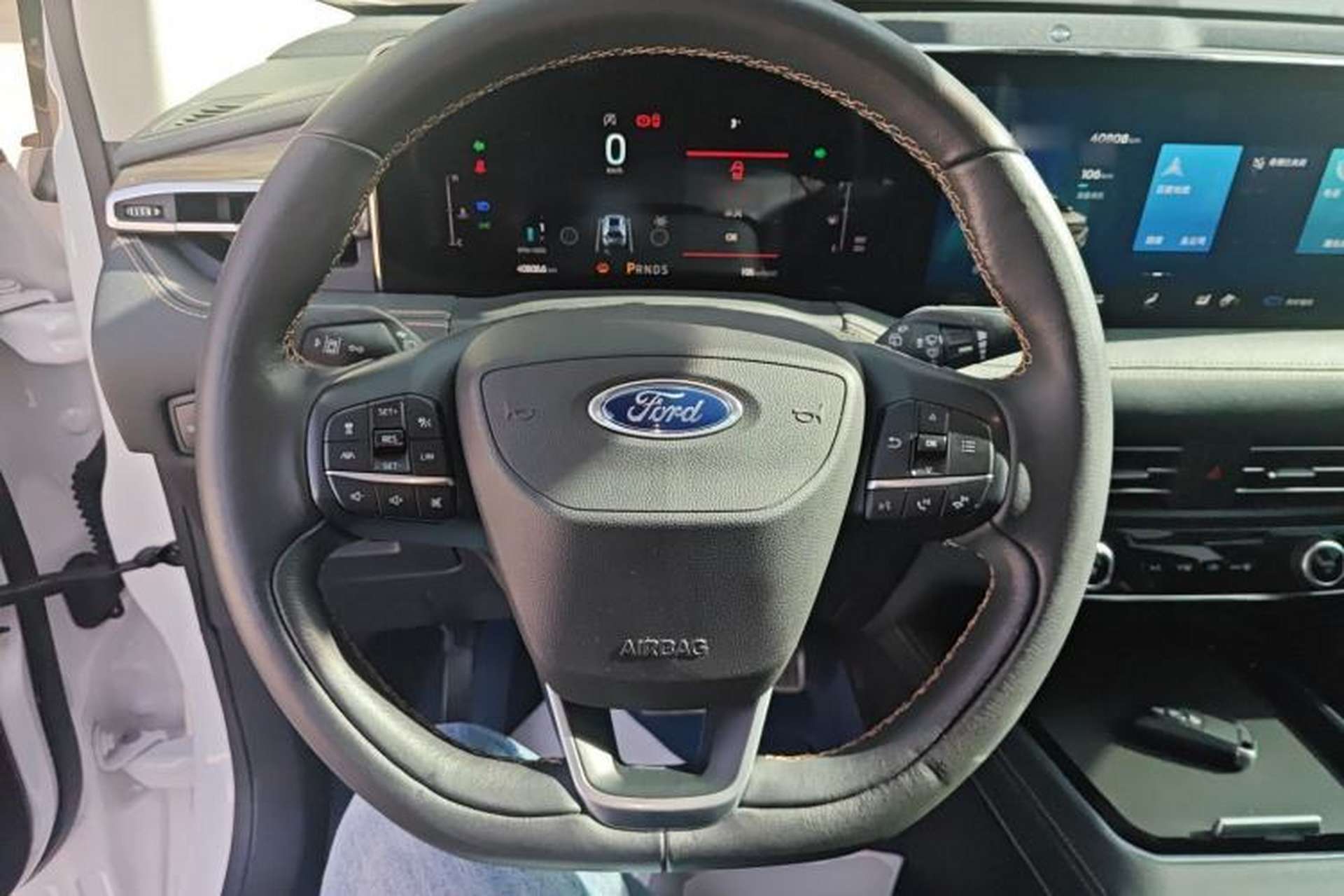 Used Ford Edge 2021 Facelifted PLUS EcoBoost 245 Two-Wheel Drive XLT 7-Seater Steering Wheel