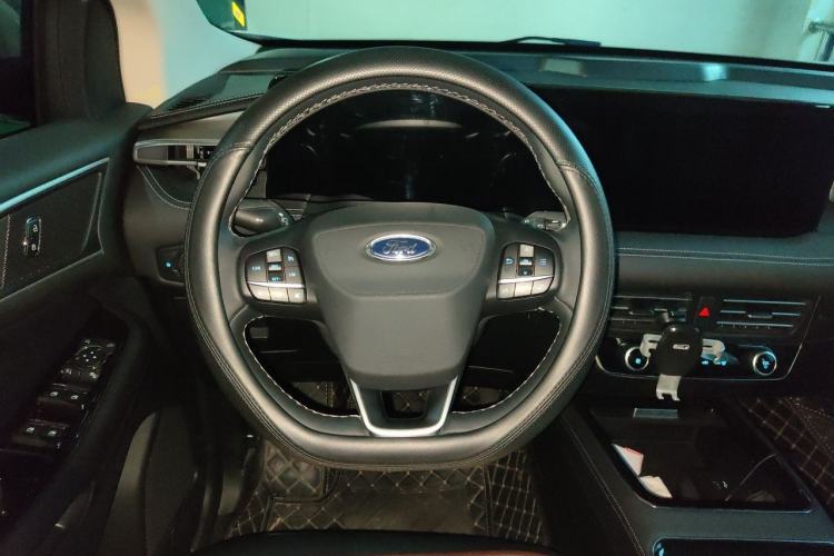 Used Ford Edge 2021 PLUS EcoBoost 245 Two-Wheel-Drive Elite 5-Seater Steering Wheel