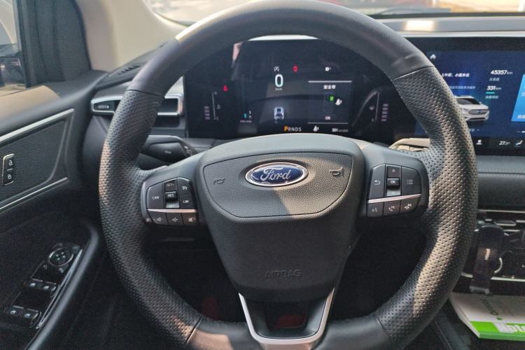 Used Ford Edge 2021 PLUS EcoBoost 245 Two-Wheel-Drive Elite 5-Seater Steering Wheel
