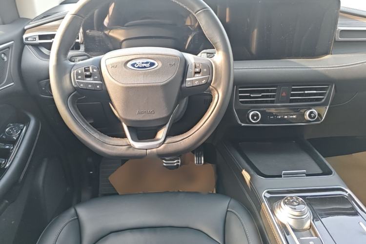 Used Ford Edge 2021 PLUS EcoBoost 245 Two-Wheel-Drive Titanium 7-Seater Steering Wheel