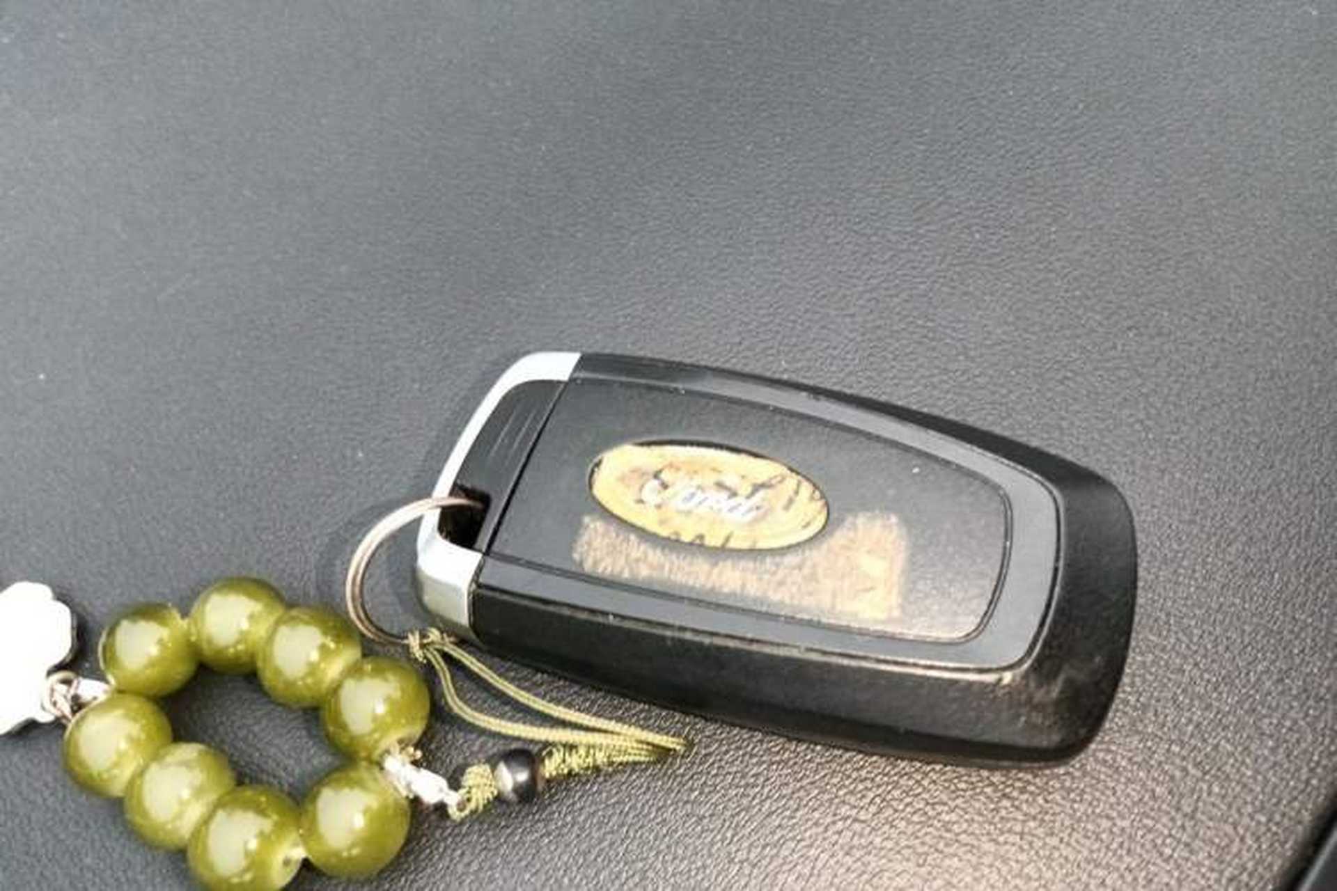 Used Ford Edge 2021 PLUS EcoBoost 245 Two-Wheel-Drive Titanium 7-Seater Vehicle Key