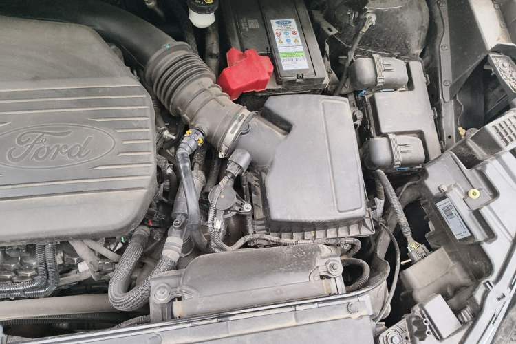 Used Ford Edge 2022 PLUS EcoBoost 245 Four-Wheel Drive Platinum Edition 7-Seater Engine Bay Left