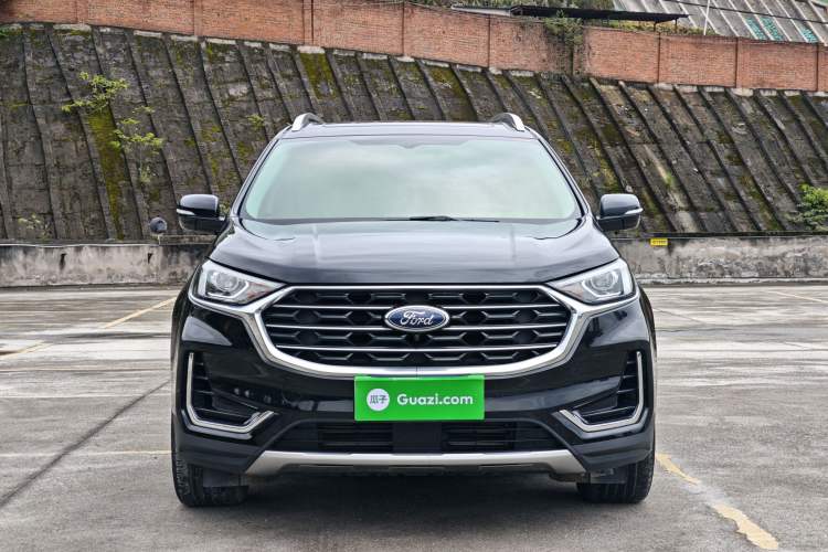 Used Ford Edge 2022 PLUS EcoBoost 245 Four-Wheel Drive Platinum Edition 7-Seater Exterior 1