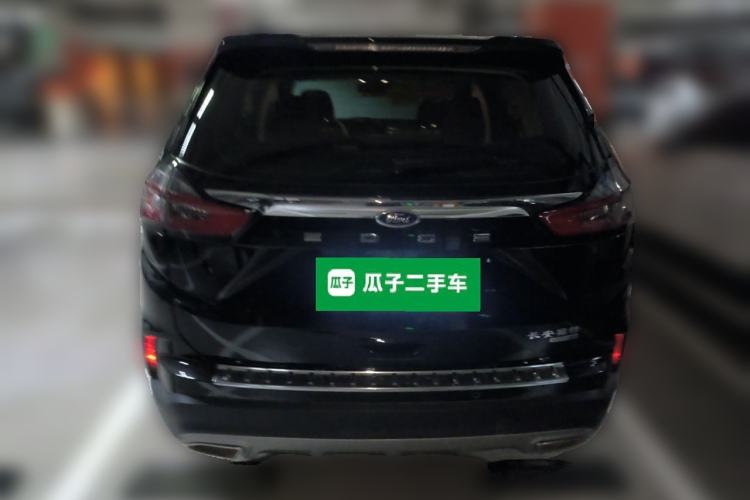 Used Ford Edge 2022 PLUS EcoBoost 245 Four-Wheel Drive Platinum Edition 7-Seater Exterior 4