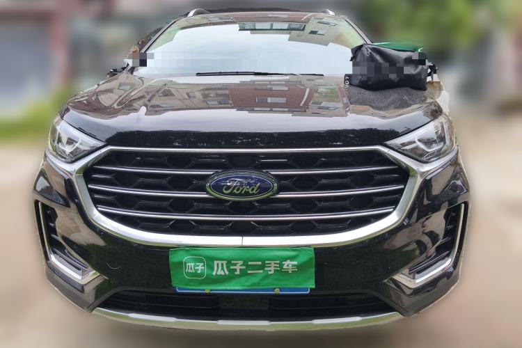 Used Ford Edge 2022 PLUS EcoBoost 245 Four-Wheel Drive Platinum Edition 7-Seater Front