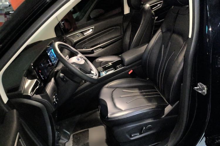 Used Ford Edge 2022 PLUS EcoBoost 245 Four-Wheel Drive Platinum Edition 7-Seater Left Front Seat