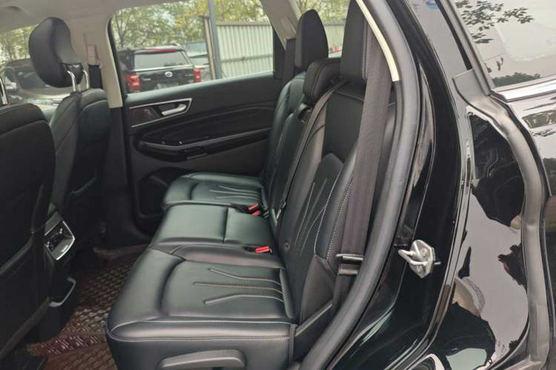Used Ford Edge 2022 PLUS EcoBoost 245 Four-Wheel Drive Platinum Edition 7-Seater Left Rear Seat