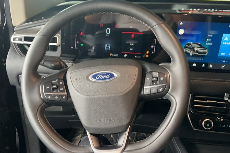 Used Ford Edge 2022 PLUS EcoBoost 245 Four-Wheel Drive Platinum Edition 7-Seater Steering Wheel