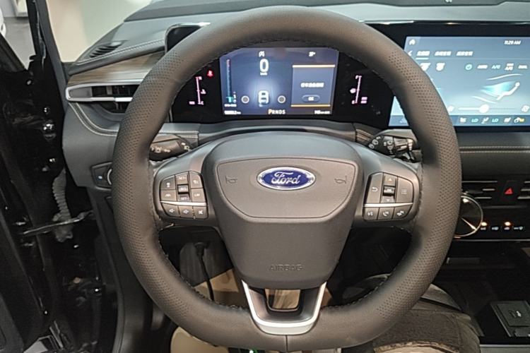 Used Ford Edge 2022 PLUS EcoBoost 245 Four-Wheel Drive Platinum Edition 7-Seater Steering Wheel