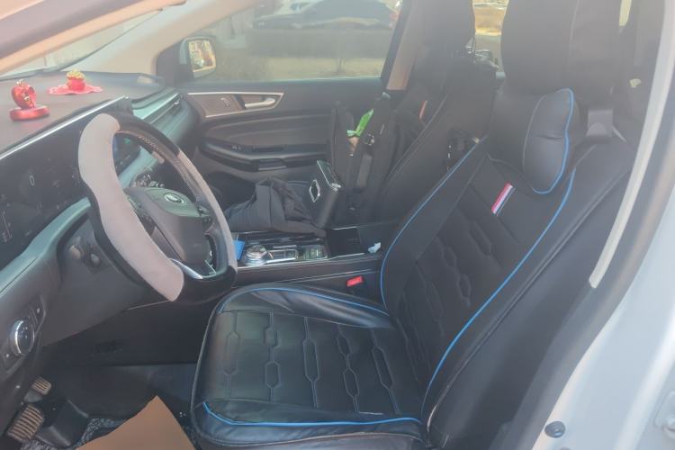 Used Ford Edge 2022 PLUS EcoBoost 245 Four-Wheel Drive Platinum Edition 7-Seater Left Front Seat