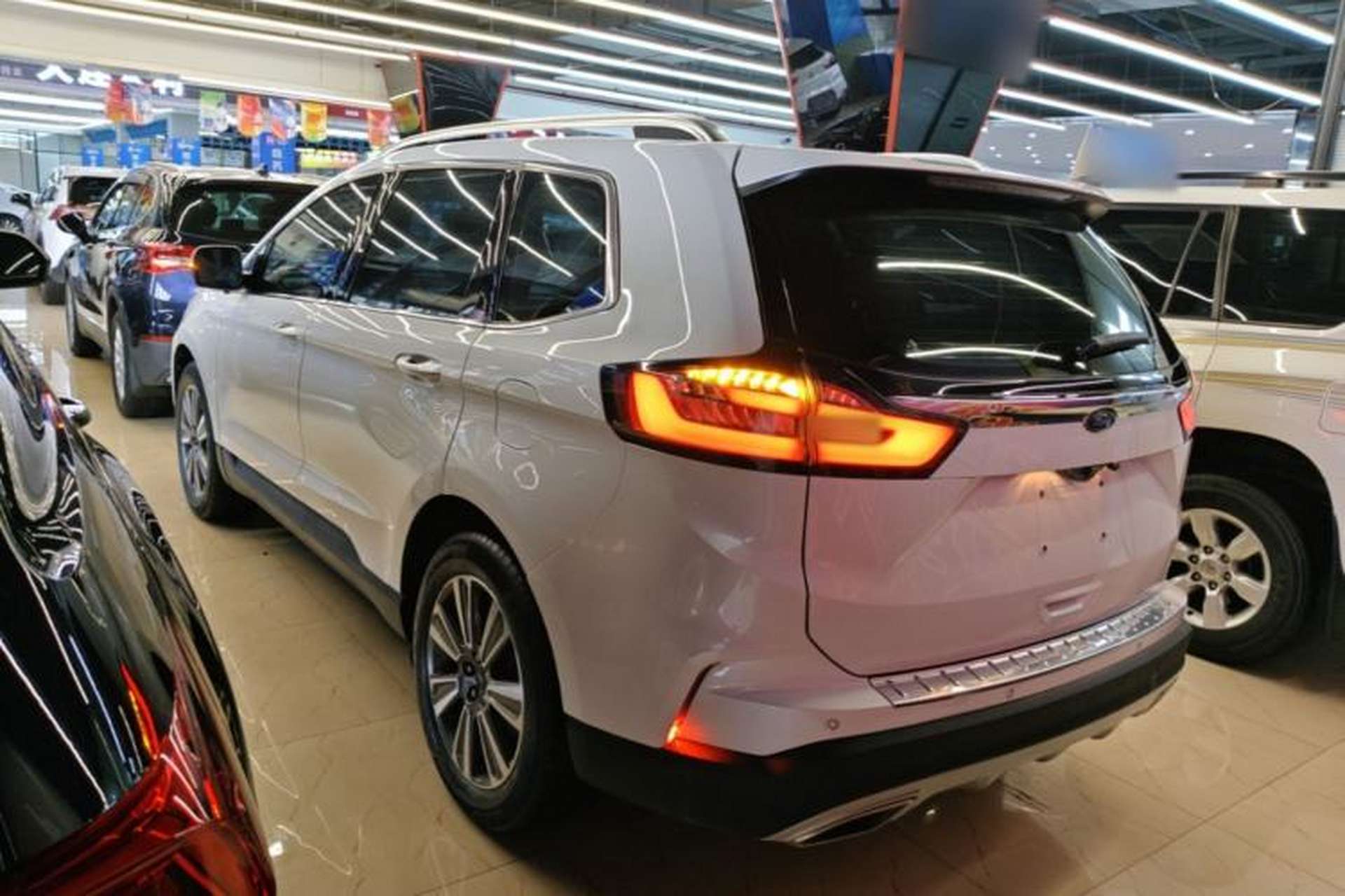Used Ford Edge 2022 PLUS EcoBoost 245 Four-Wheel Drive Platinum Edition 7-Seater Rear Left 45 Deg
