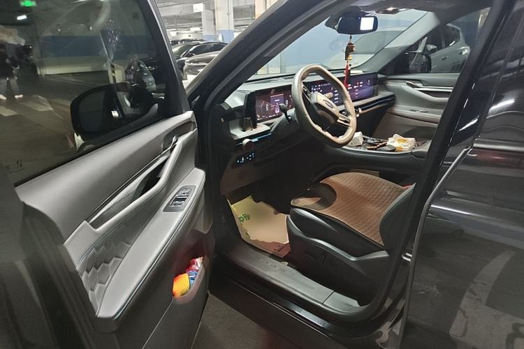 Used Ford Edge 2023 Ford Explorer L 2.0T EcoBoost Two-Wheel Drive 7-Seater Luxury Model Driver Seat