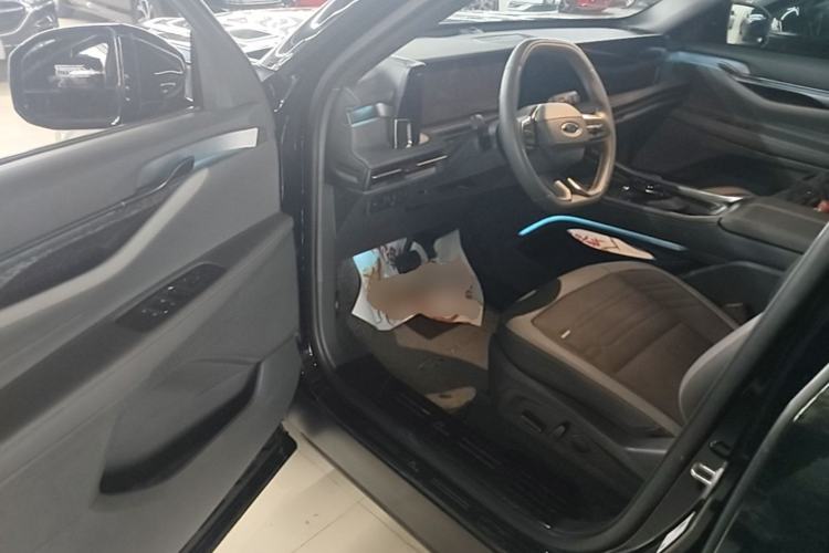 Used Ford Edge 2023 Ford Explorer L 2.0T EcoBoost Four-Wheel Drive 7-Seater Supreme Model Driver Seat