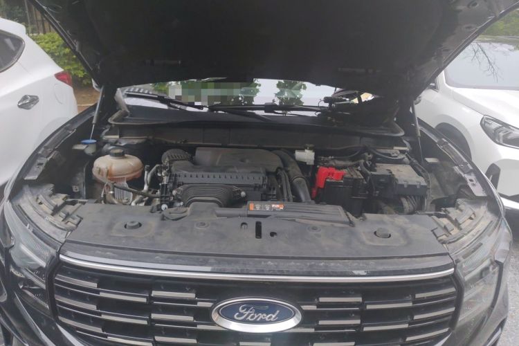Used Ford Edge 2023 Ford Explorer L 2.0T EcoBoost Two-Wheel Drive 7-Seater Luxury Model Engine Bay