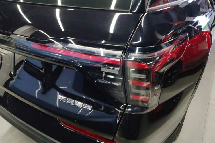 Used Ford Edge 2023 Ford Explorer L 2.0T EcoBoost Two-Wheel Drive 7-Seater Luxury Model Exterior 1